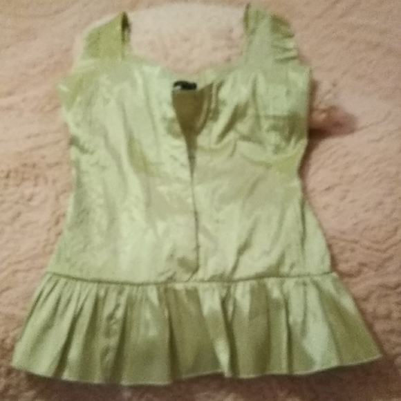 Cats Eye Satin Top - Picture 5 of 8